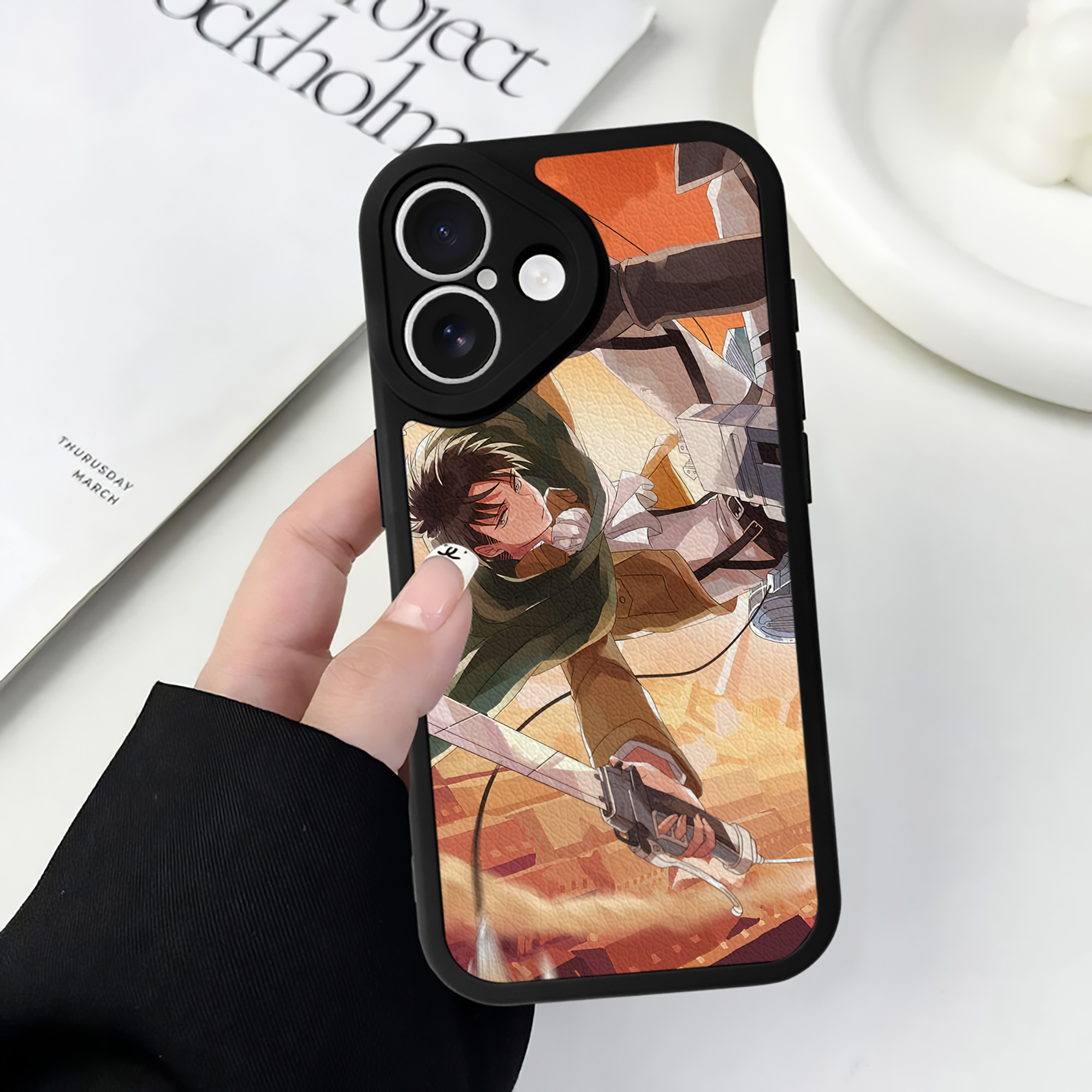 （画像用） 進撃の巨人 Attack on Titan 【iPhone 16シリーズ対応】シリコンスマホケース（レザー調） 材質：シリコン